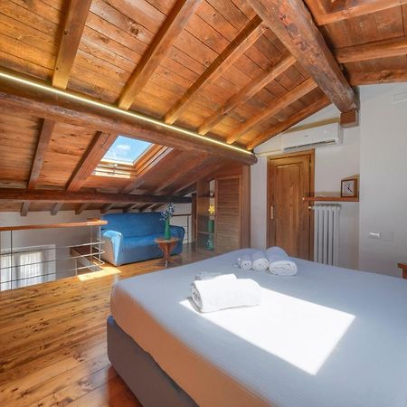 Romantic Home - Charm Ed Eleganza Nel Cuore Di Firenze Exterior foto