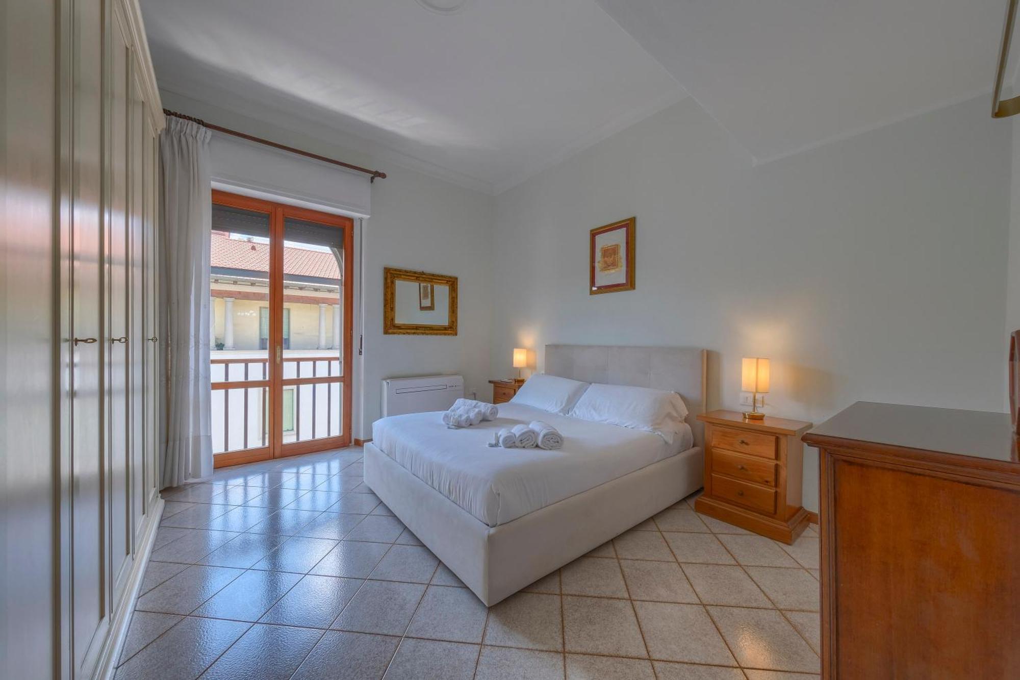 Romantic Home - Charm Ed Eleganza Nel Cuore Di Firenze Exterior foto