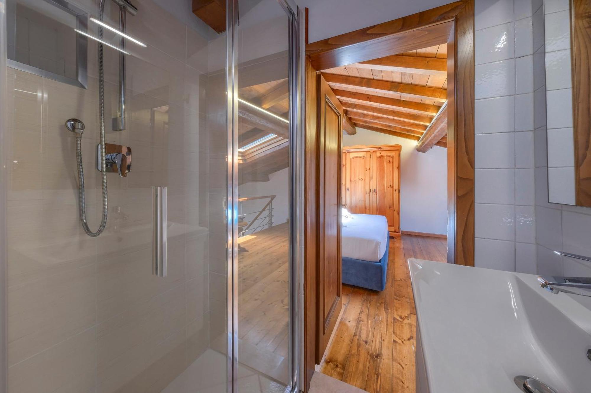 Romantic Home - Charm Ed Eleganza Nel Cuore Di Firenze Exterior foto